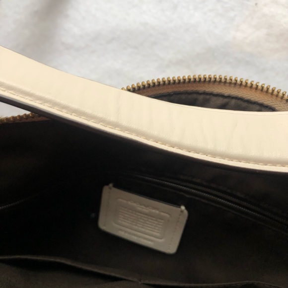 Vintage Coach Designer Purse All Over Print Classic Coach Beige Style - Picture 4 of 6